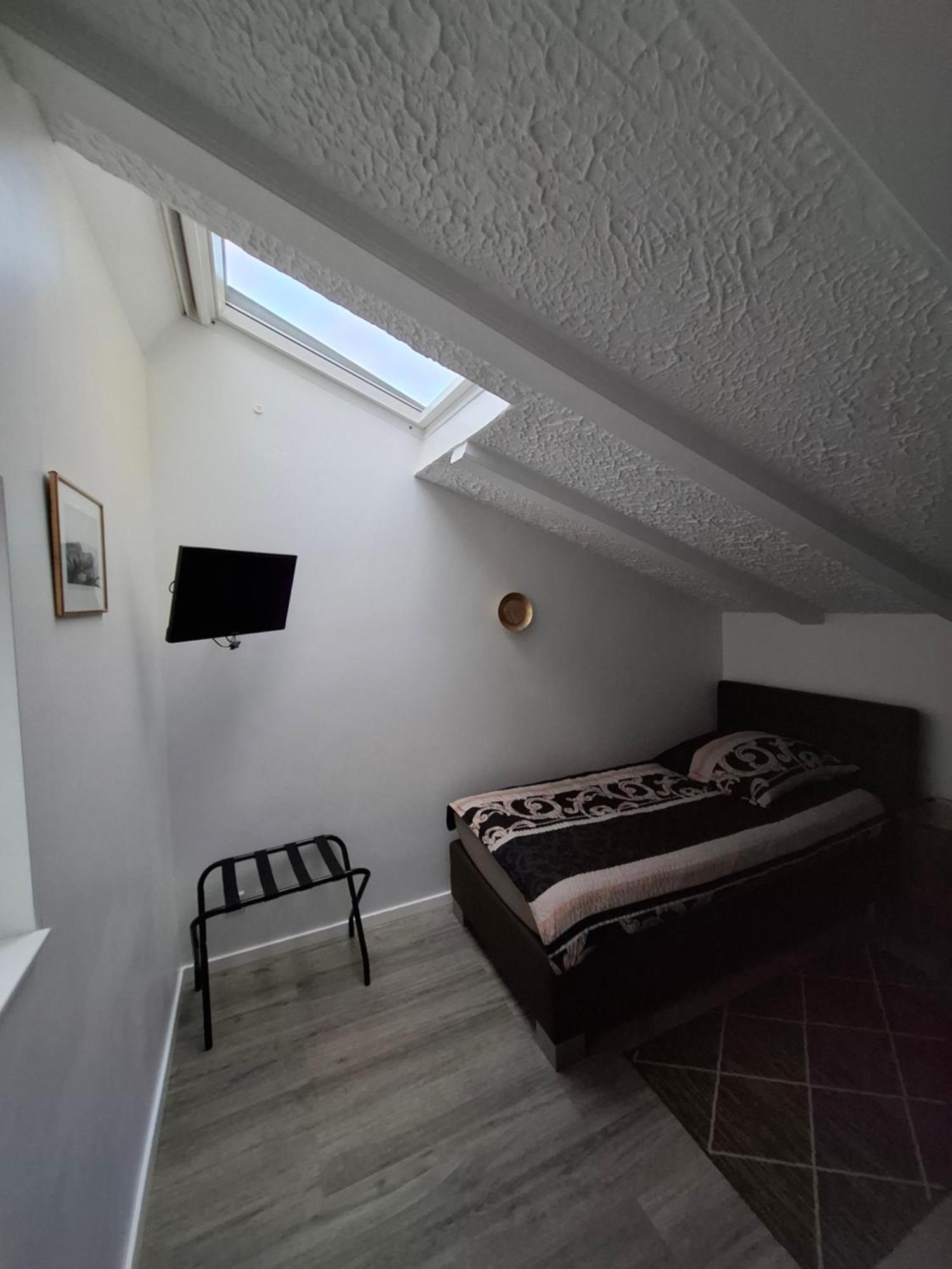 Die Hotelalternative Solingen Eksteriør billede